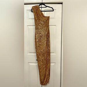 Nookie Veda embellished one shoulder gown Size M